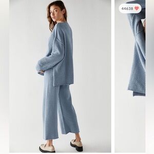 nwot hailey set in sky | small | fp *sold out